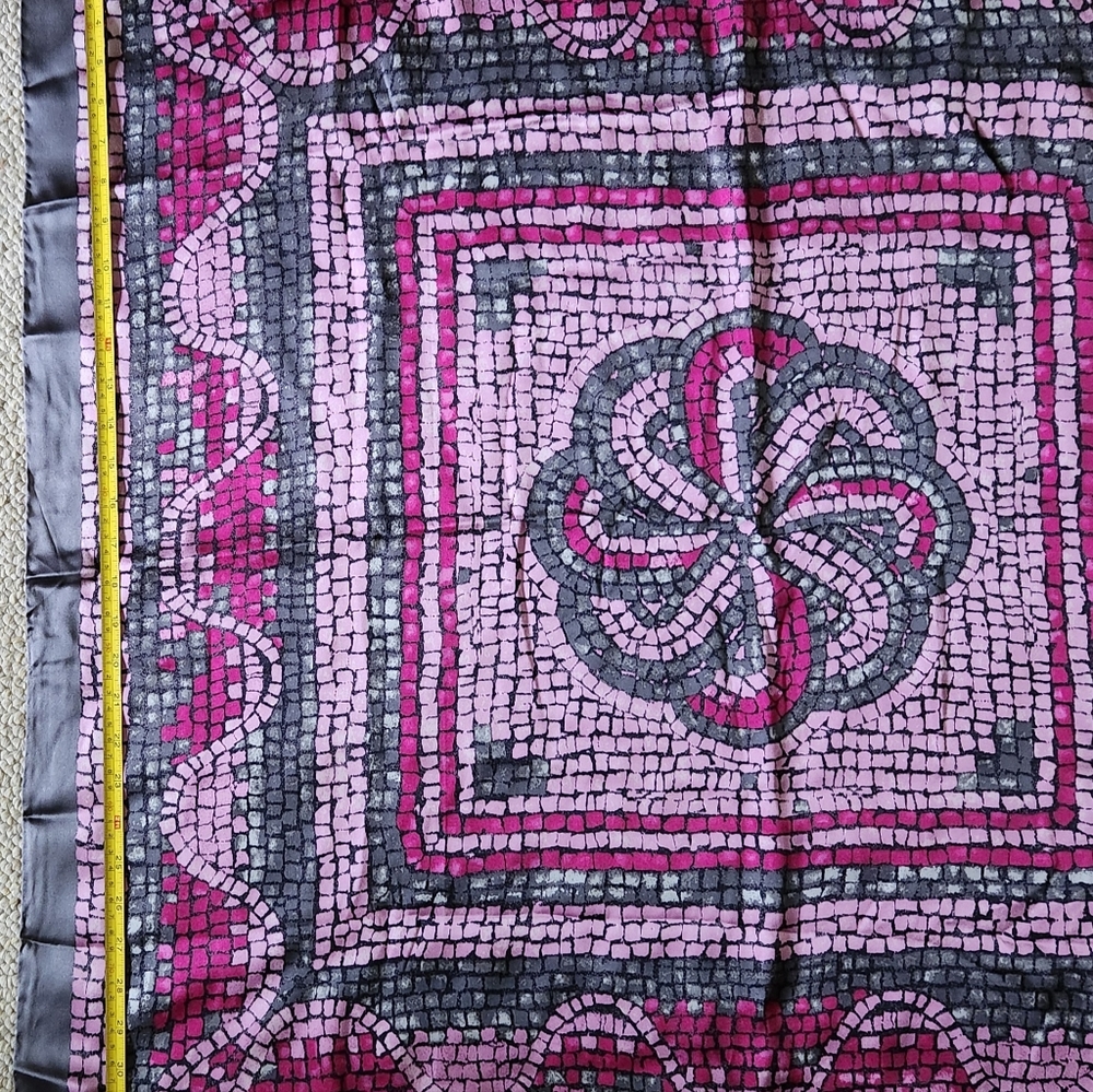 Croatian Made Traditional Tile Patterned Silk Scarf Limited Edition - Picture 5 of 10